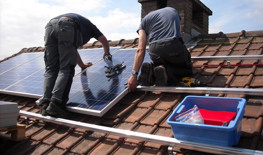 <p>Zonnepanelen verlagen de elektriciteitsrekening.</p>