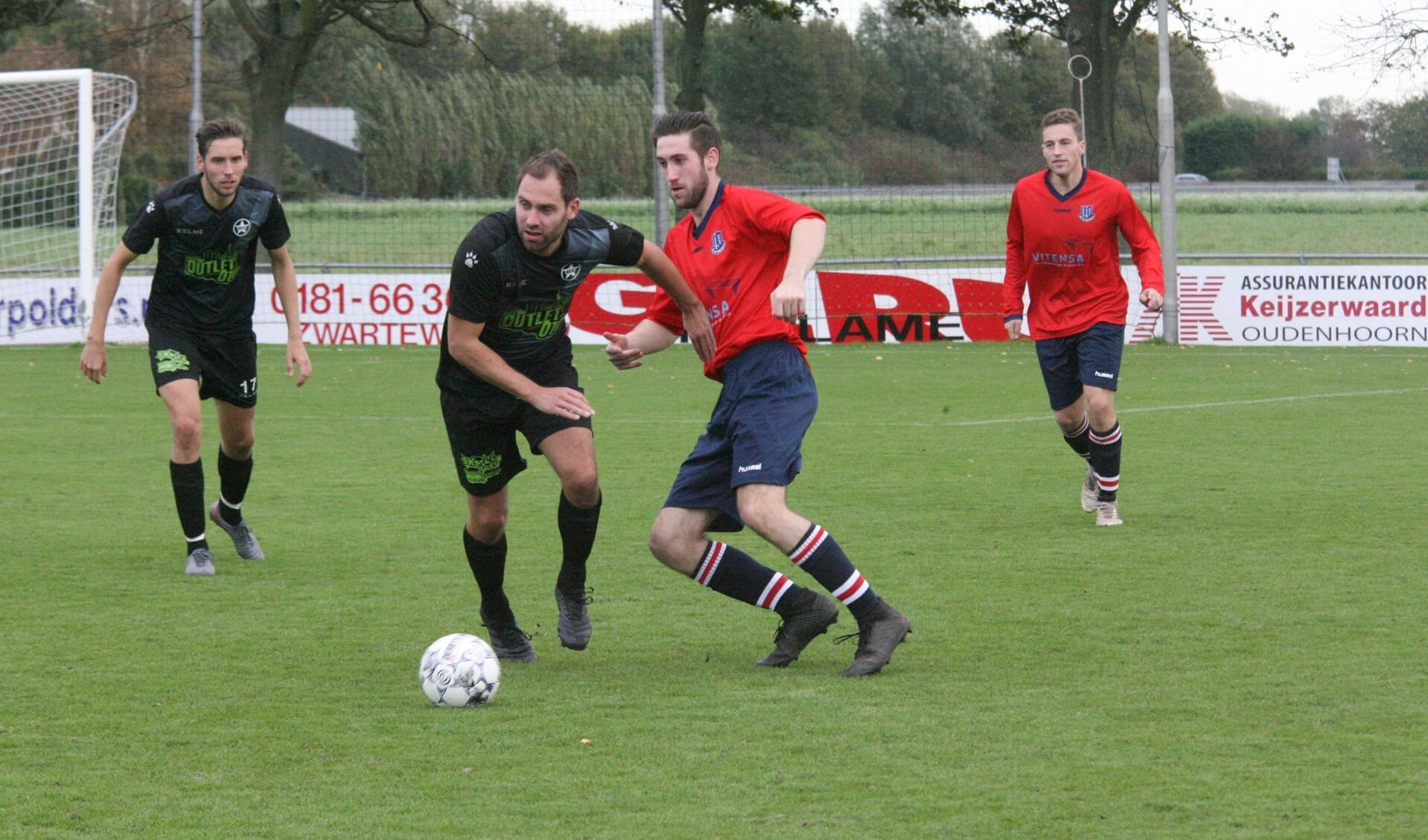 Sven Hokke scoorde de winnende goal voor Vierpolders in de derby bij SC Botlek. Archieffoto: Wil van Balen.