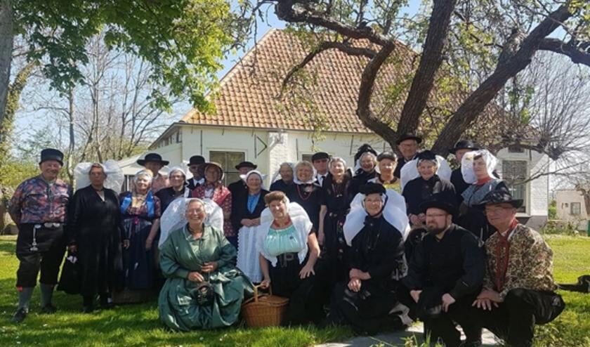 Streekdrachtvereniging De Arke toont graag het cultureel erfgoed.