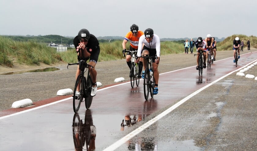 De organisatie van GO Triathlon Brouwersdam vindt een goede voorbereiding belangrijk (Foto Fred Götzenberger).