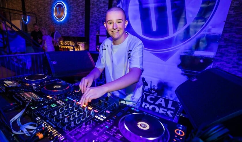 DJ Bradley Q in actie (privéfoto).