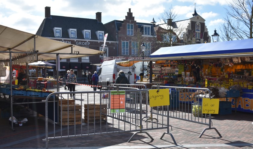 De weekmarkt in Naaldwijk.