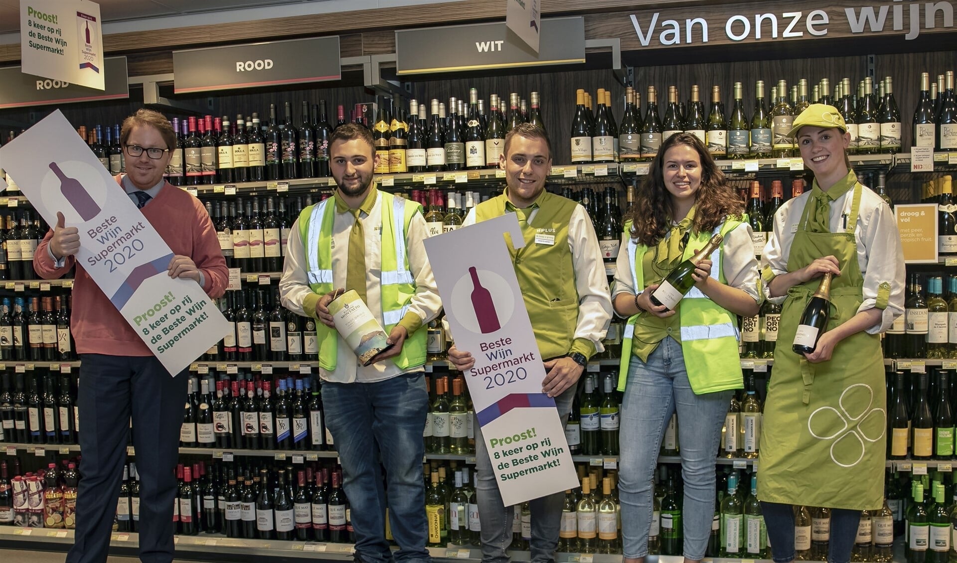 Bij Plus Trommel zijn ze trots op de titel Beste Wijnsupermarkt! (Foto: Wil van Balen)