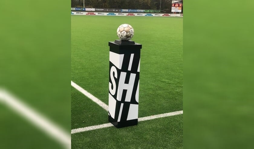 <p>De wedstrijdbal trof zaterdagmiddag op sportpark De Kikkershoek geen enkele keer het doel. (foto: pr vv SHO)</p>