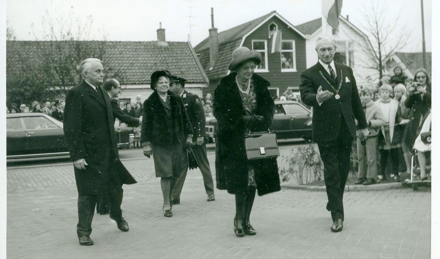 Opening Haringvlietdam 15 november 1971 Juliana Vermaat