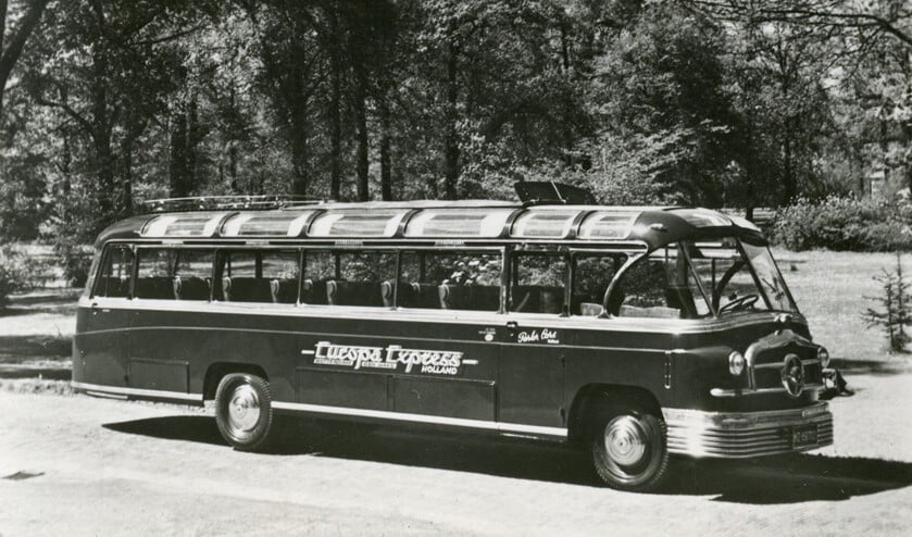 <p>De Europa Express bus.</p>