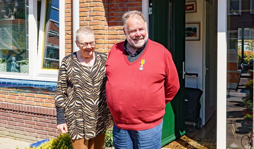 <p>Jan-Pieter Baan werd verrast met een Koninklijke onderscheiding.</p>