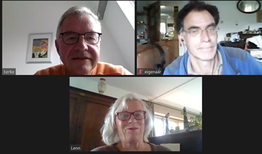<p>Drie van de vier nieuwe energiecoaches</p>