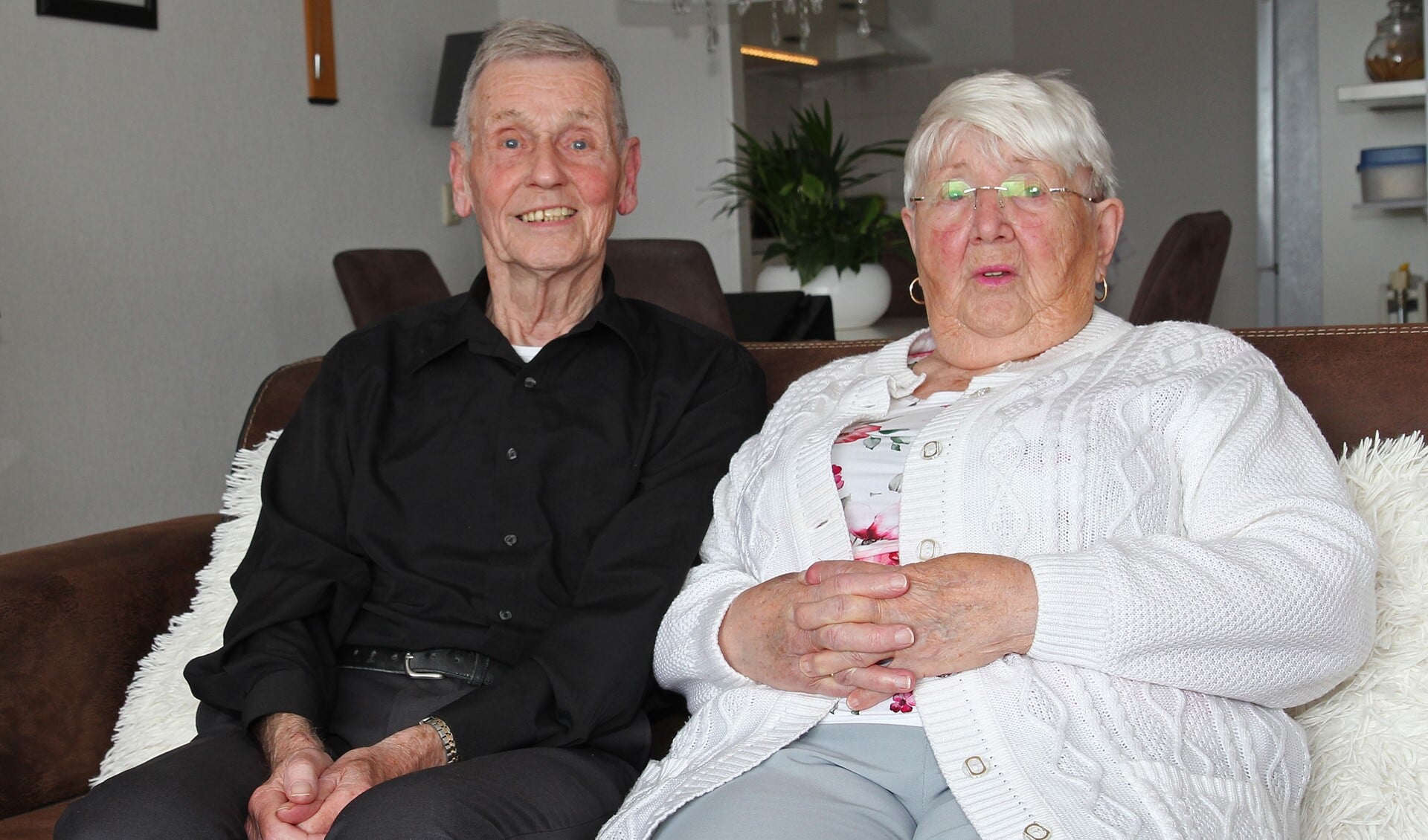 'Ome' Joop en 'tante' Corry waren heel actief voor hun voetbalcluppie EDS in de Rotterdamse Spaanse Polder. 