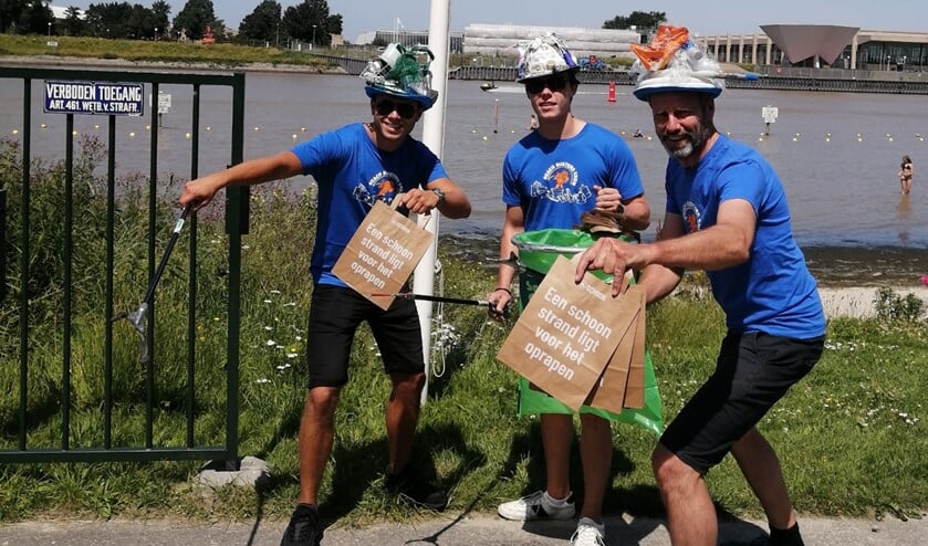 <p>De Beach Busters worden door gemeentes en recreatieschappen ingezet om mensen bewust te maken van de bezwaren van zwerfafval. </p>