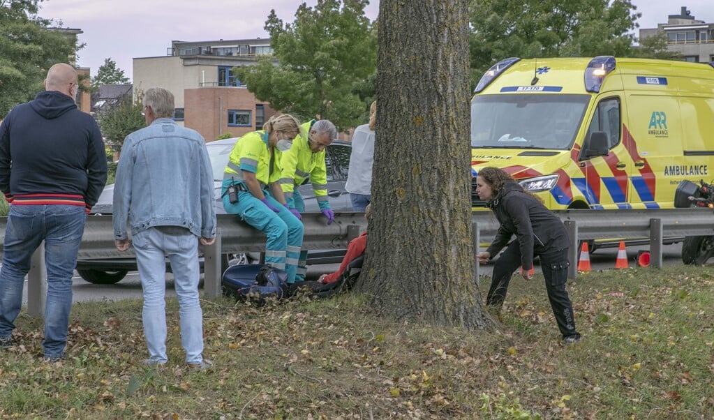 Eenzijdig Ongeval Motorrijder Nieuweweg - Adverteren Hellevoetsluis ...