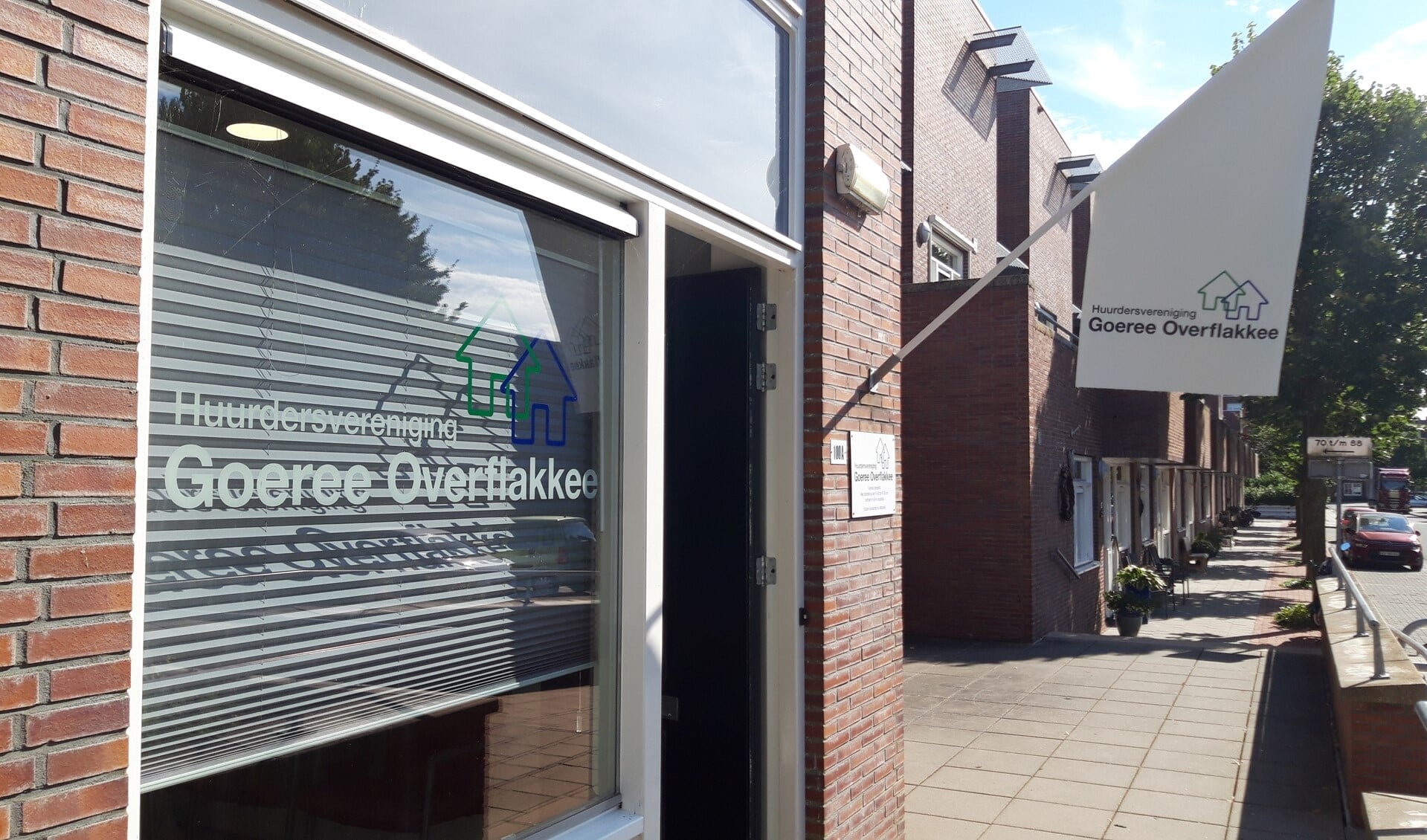 Het nieuwe kantoor van de huurdersvereniging Goeree-Overflakkee aan de Anton Coolenstraat werd op 20 maart 2019 officieel in gebruik genomen.