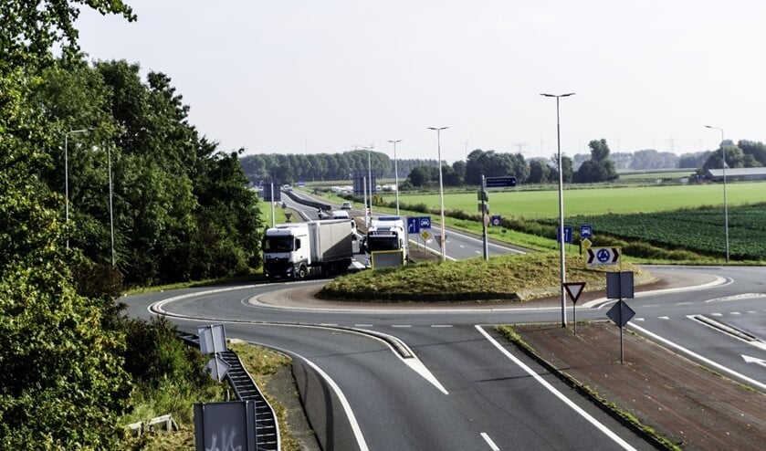 <p>De rotonde op de N57. Foto: Partij Westvoorne</p>