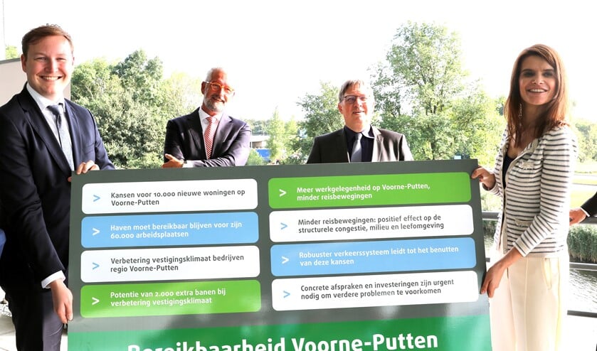 <p>Aandacht voor de bereikbaarheid van Voorne-Putten. </p>
