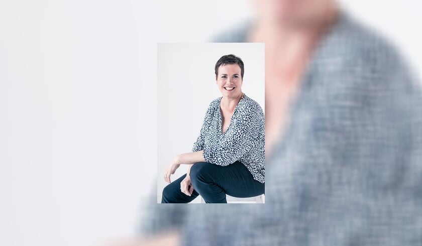 Mieke van Herk, oprichtster van Bureau Kaliber. 'Werkgeluk bij medewerkers zorgt voor minder ziekteverzuim, minder verloop en hogere productie'.