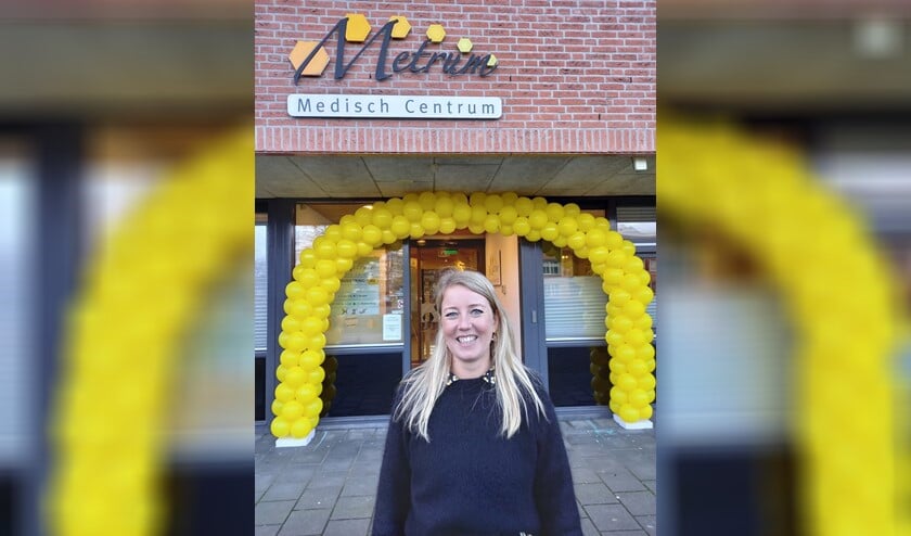 Dominique Snoodijk kreeg een feestelijk welkom van haar collega huisartsen op haar eerste werkdag in Metrum Medisch Centrum als zelfstandig huisarts. 