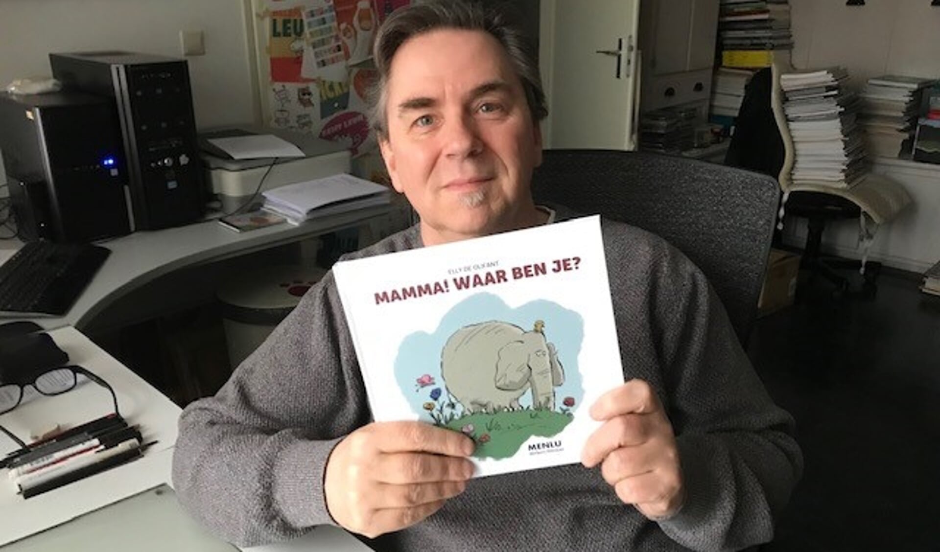 Voor Willem Ritstier gaat een droom in vervulling: z'n eerste prentenboek Elly de olifant: Mamma! Waar ben je? is uit. (foto: privé)