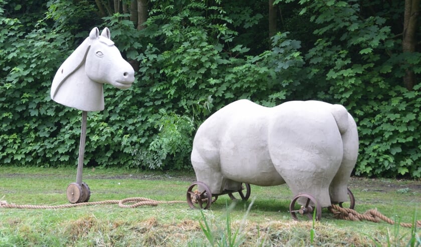 Trekpaard en Stokpaard van José Jonkers.