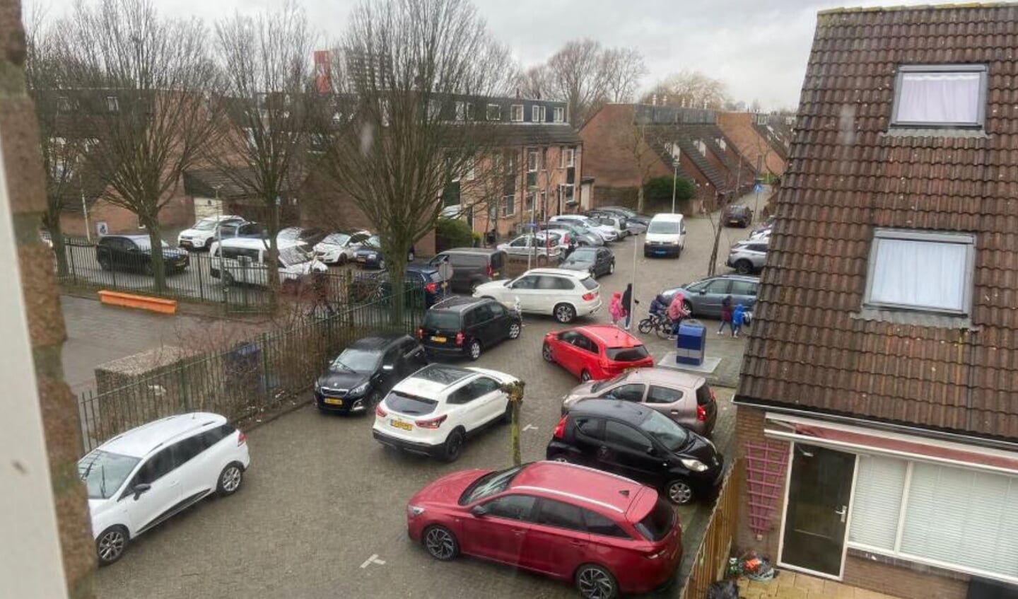 Verkeersopstopping in de Dreven.
