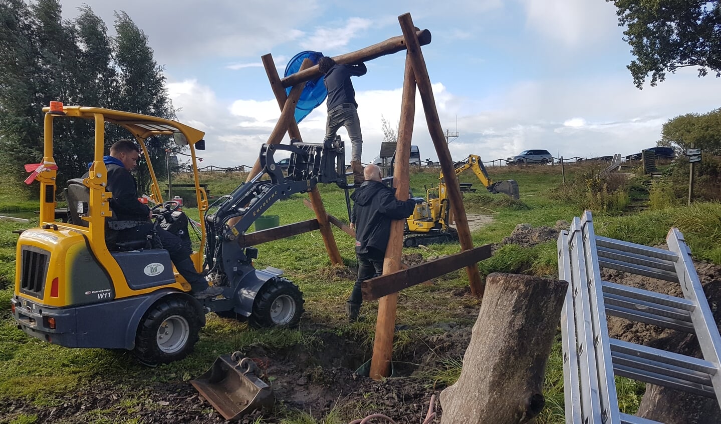 Onze speeltoestellen voldoen aan alle veiligheidsvoorschriften, behalve tijdens het bouwen.
