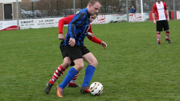 Vierpolders laat gewonnen duel door vingers glippen
