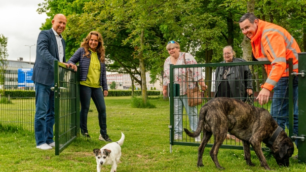 Honden kunnen los op omheinde uitrenvelden