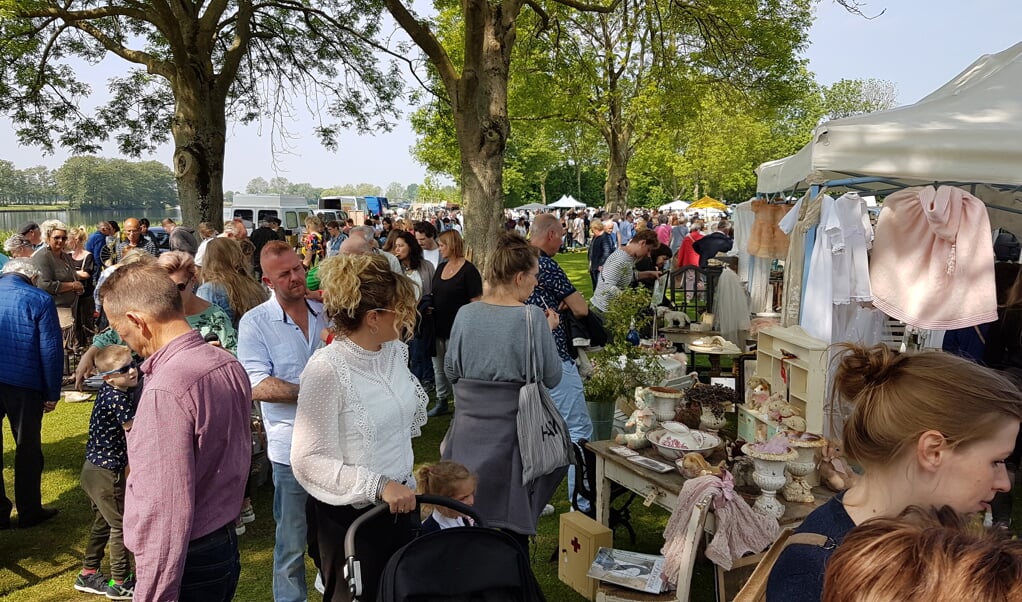 Brocante Markt Klein Frankrijk op Recreatieoord Adverteren Hoeksche