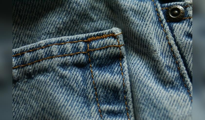 <p>kleding-spijkerbroek</p>