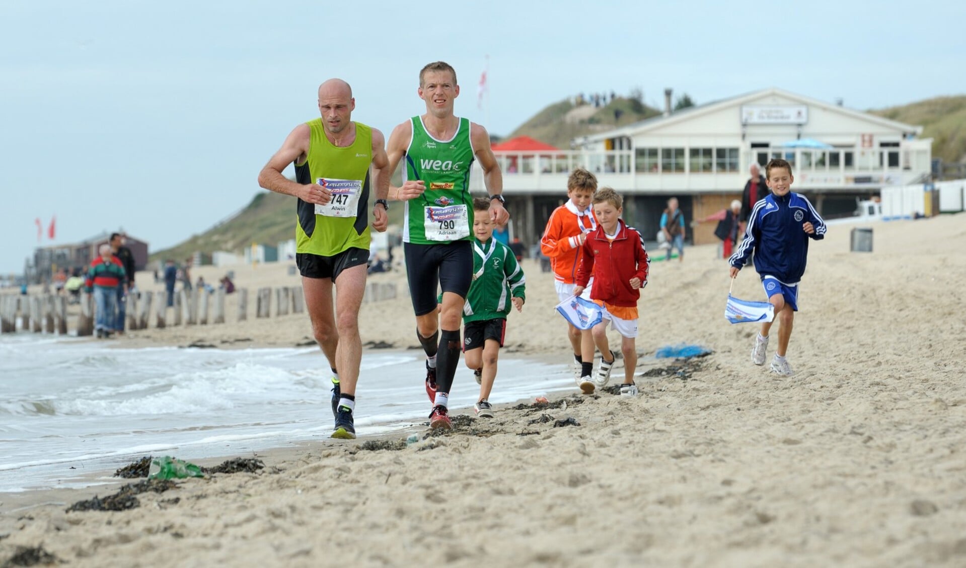 Kustmarathon Zeeland krijgt oude parcours grotendeels terug Al het