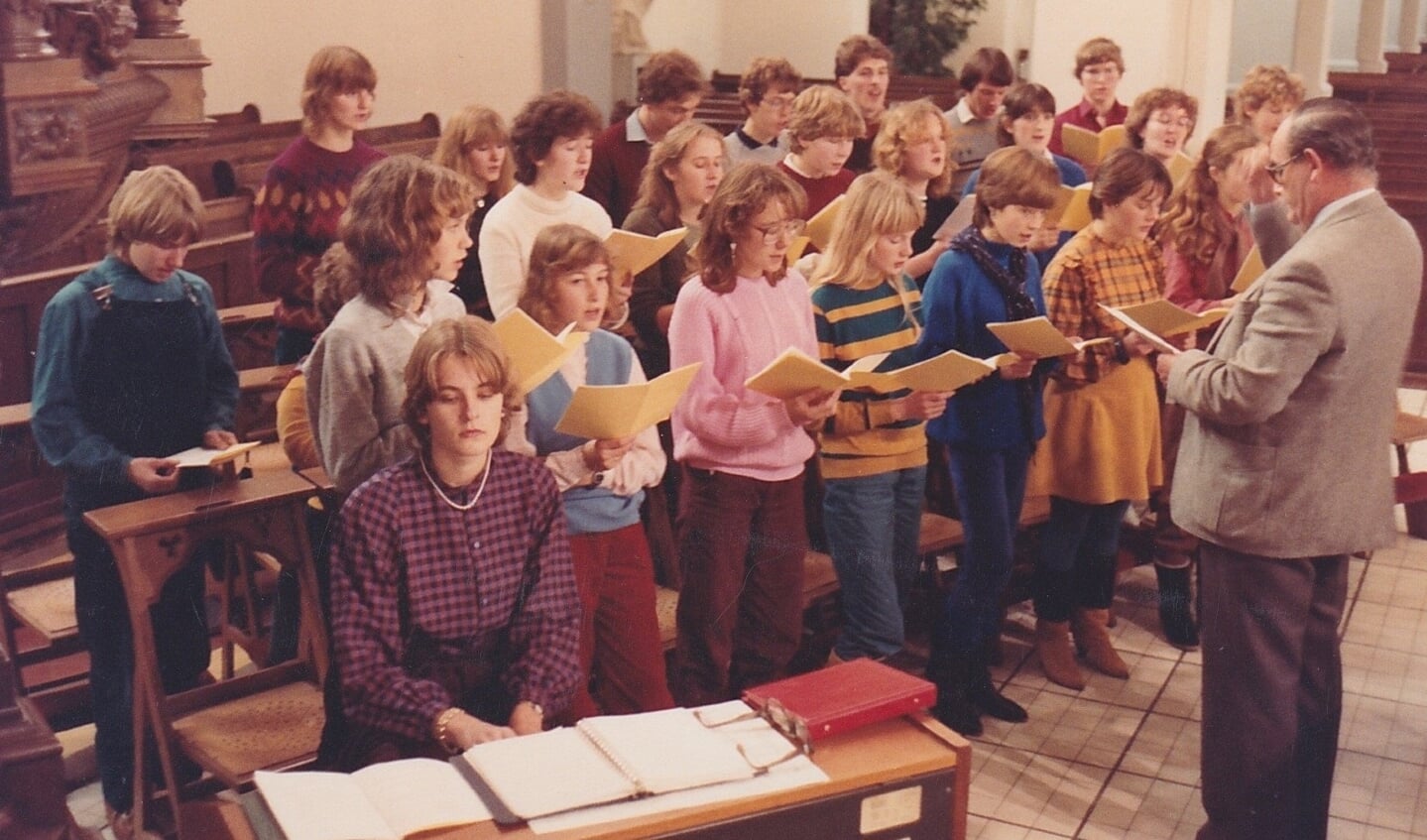 Jongerenkoor Werhnout in 1982.