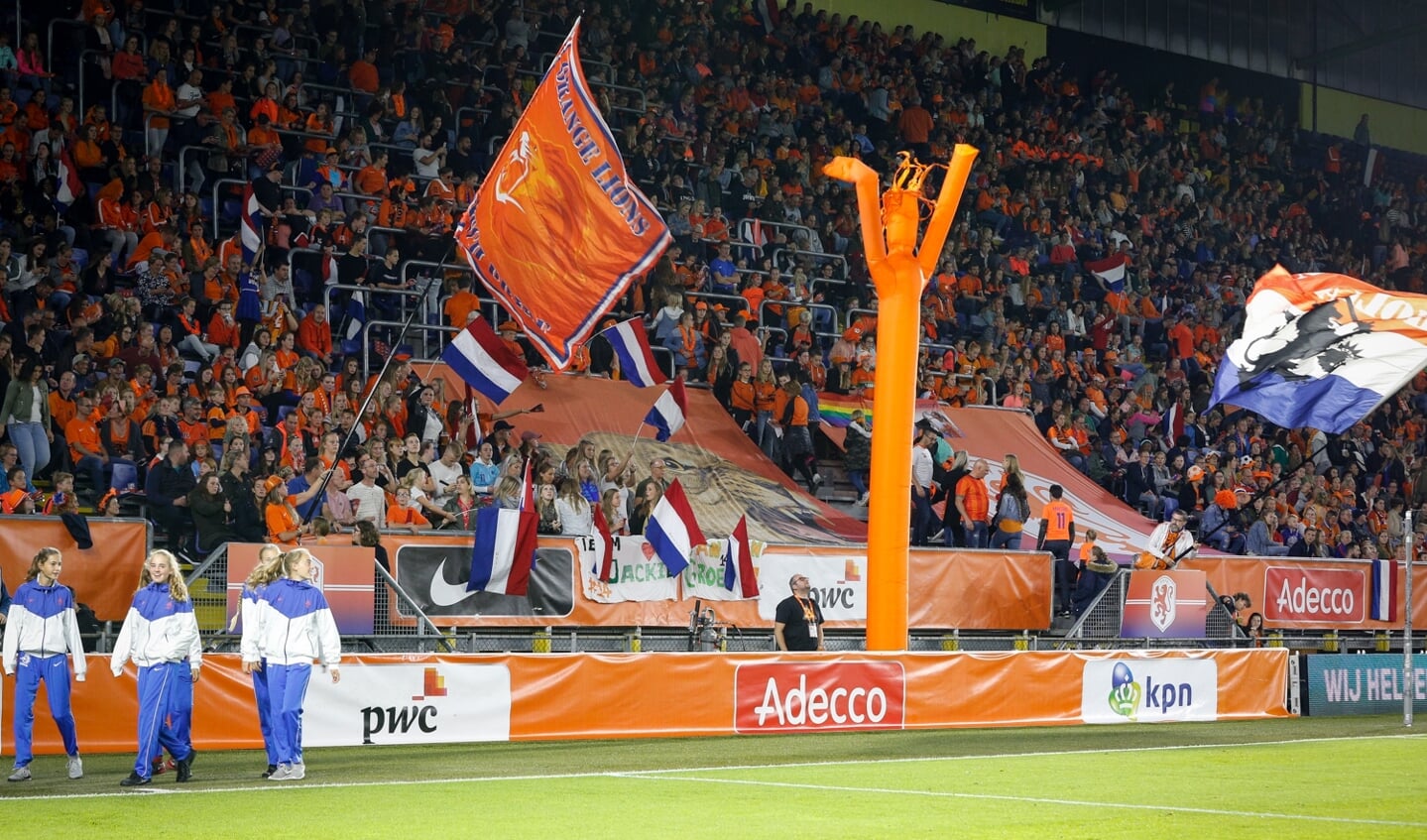 De Oranje Leeuwinnen versloegen vrijdag 5 oktober Denemarken met 2-0 in Breda.