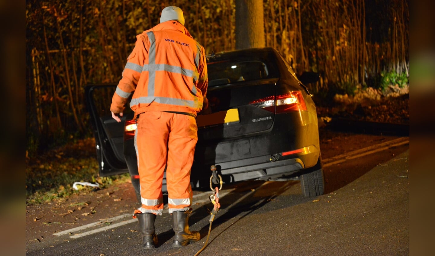 Een persoon raakte gewond bij een ongeval op de Oosterhoutseweg in Teteringen.