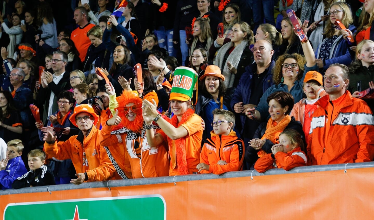 De Oranje Leeuwinnen versloegen Denemarken met 2-0, vrijdag 5 oktober in het Rat Verlegh Stadion.