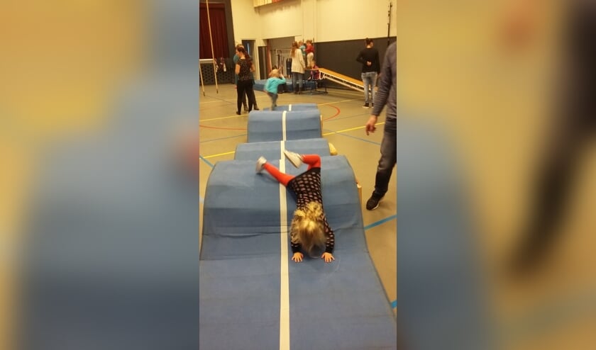 Ouder kind groep in actie.