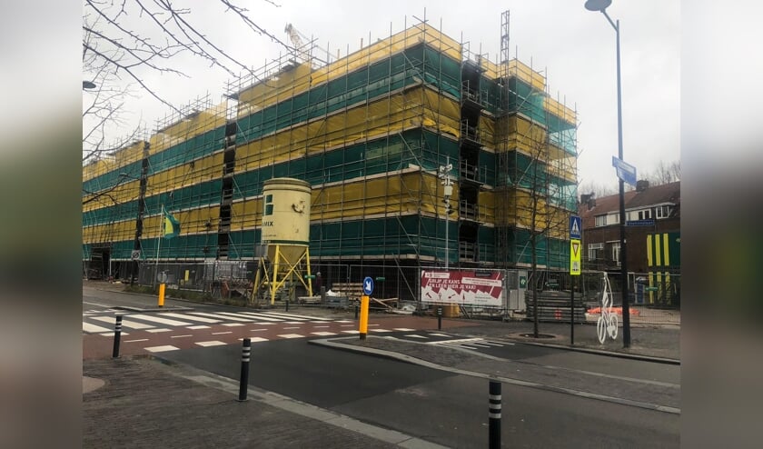 Het complex BredaVooruit aan de Stationslaan.