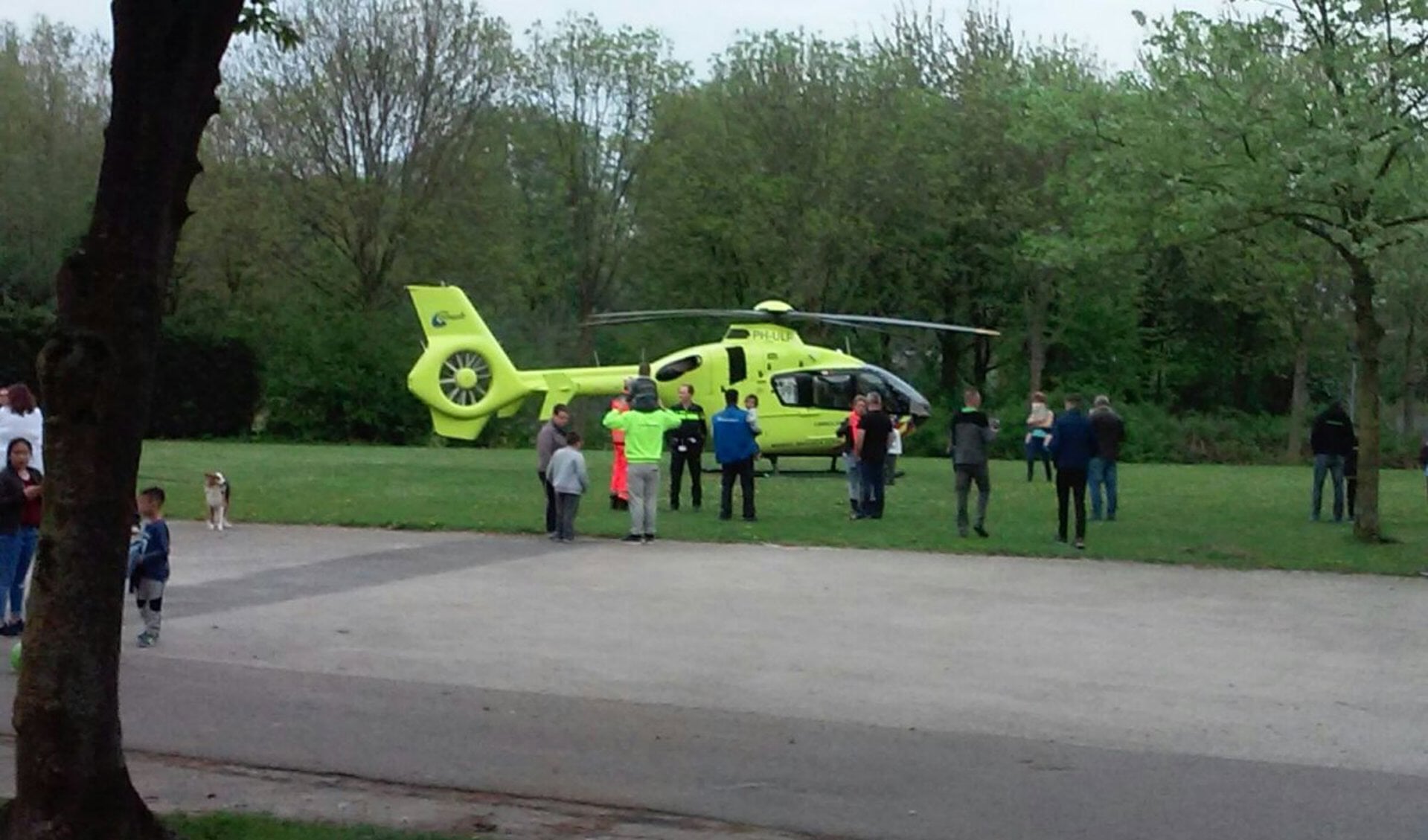 Traumahelikopter rukt uit naar Kesterenlaan