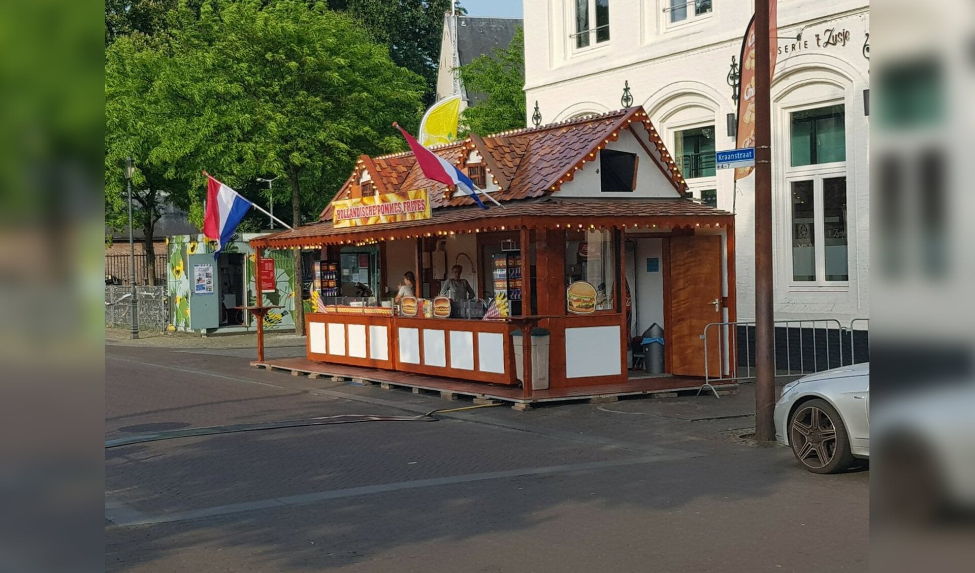 Breda Gelijk toonde zich verbaasd over eetkraam op invalideparkeerplaatsen tijdens het Spanjaarsdgat Festival.