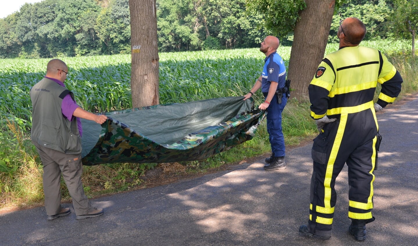 De brandweer, Staatsbosbeheer en een BOA werden ingeschakeld. 