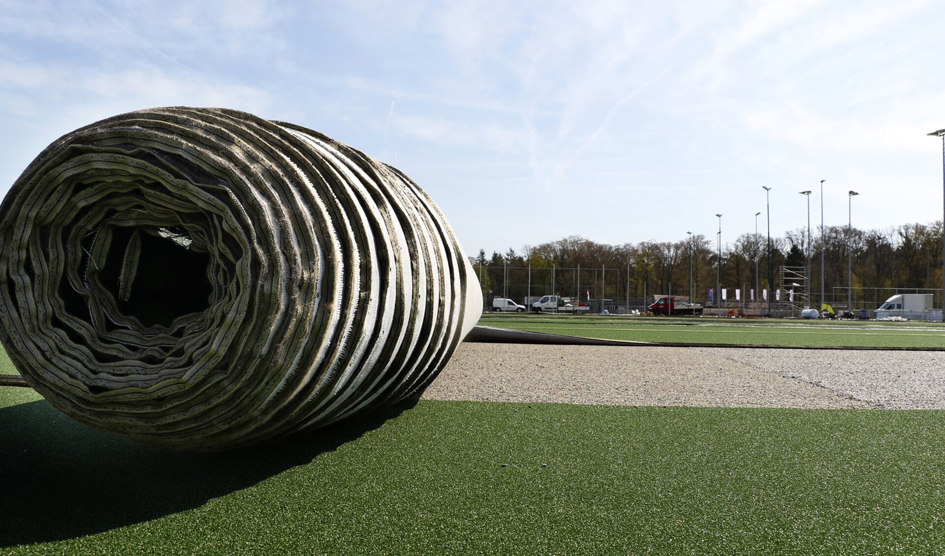 Rol kunstgrasveld bij HC Breda.