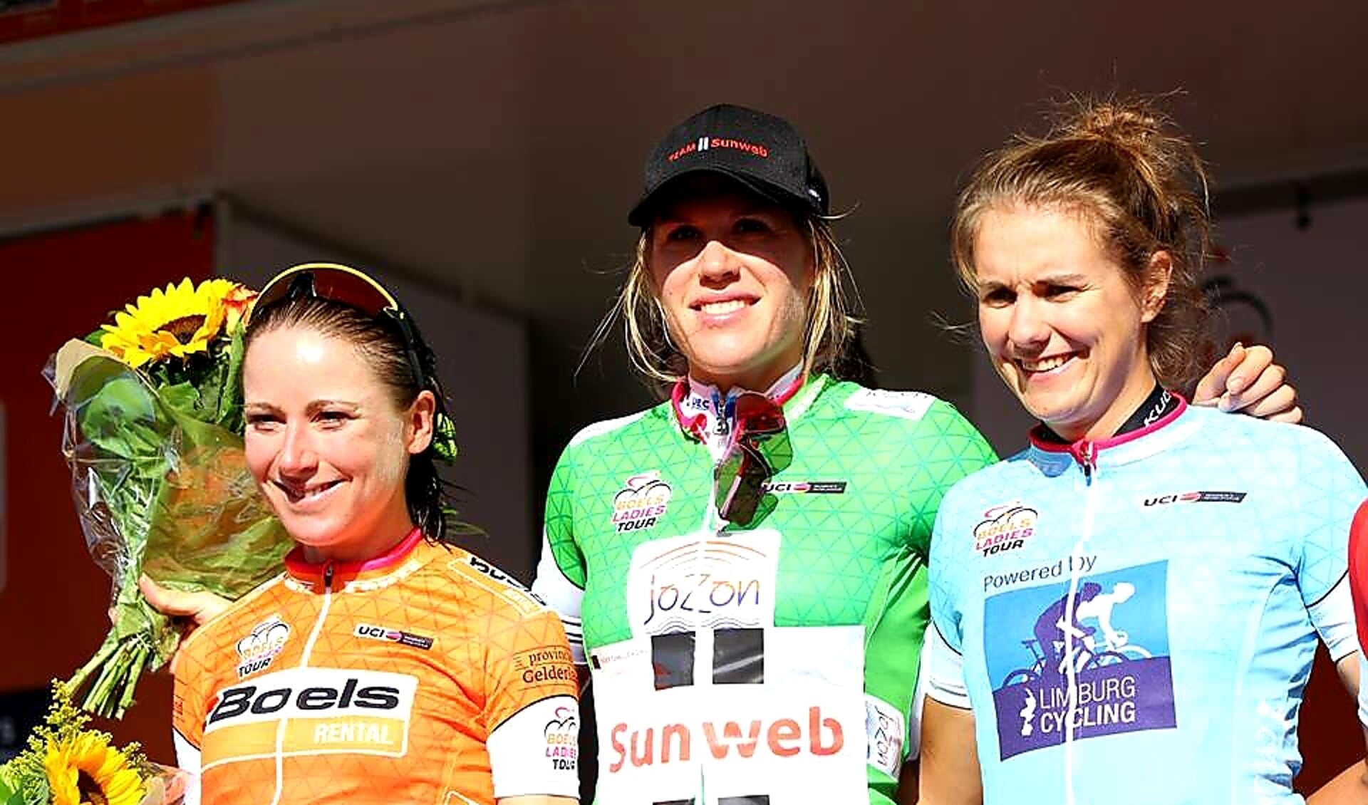 Ladies tour 2017 met Annemiek van Vleuten, Ellen van Dijk en Winanda Spoor FOTO STICHTING WIELERCOMITÉ ROOSENDAAL