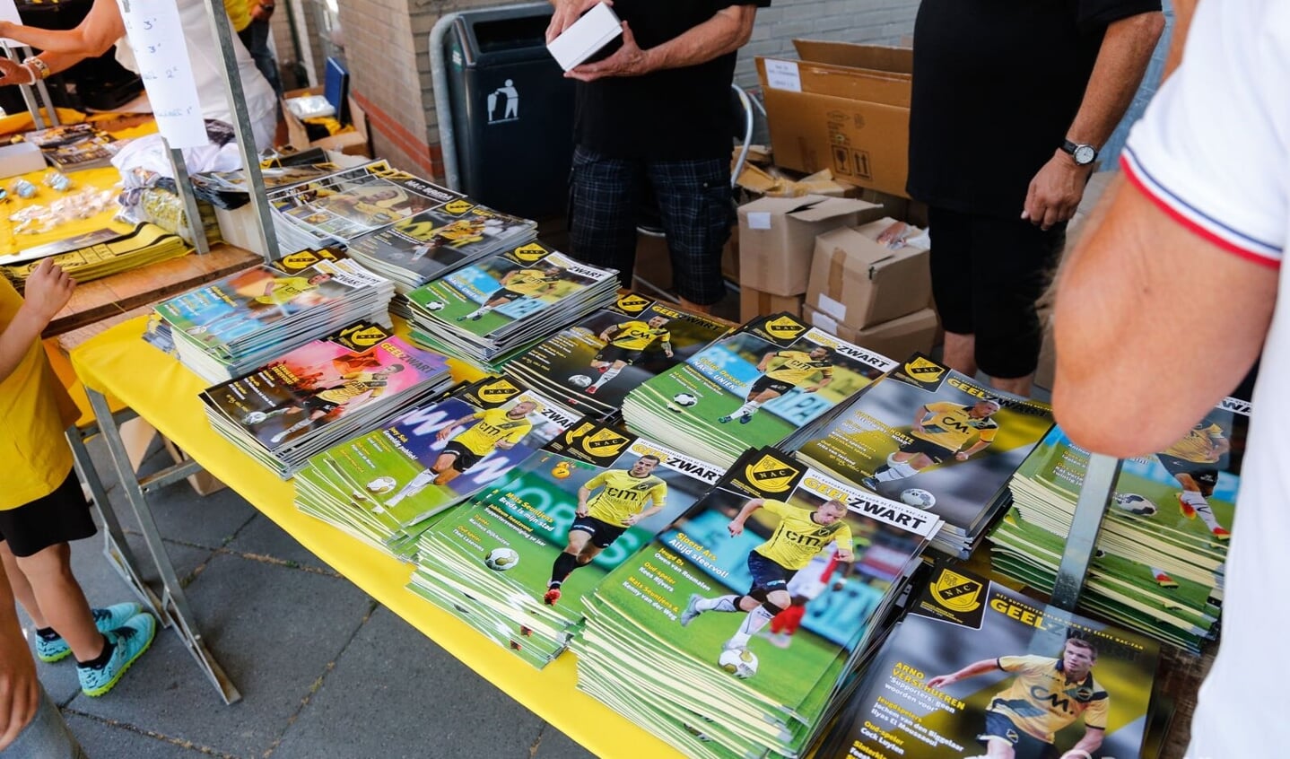 Duizenden NAC-supporters hebben zaterdag 4 augustus de Open Dag van NAC bezocht.