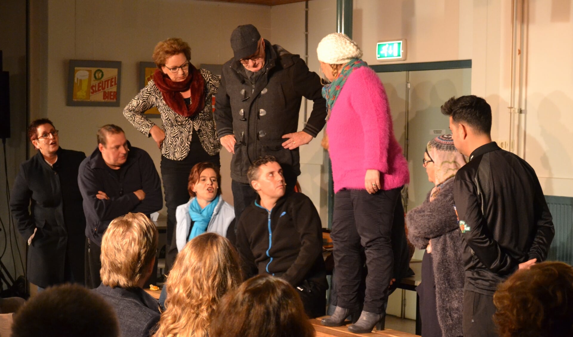 Totaaltheatergroep Cameleon presenteert de voorstelling 'Leeve de Vereeniging'