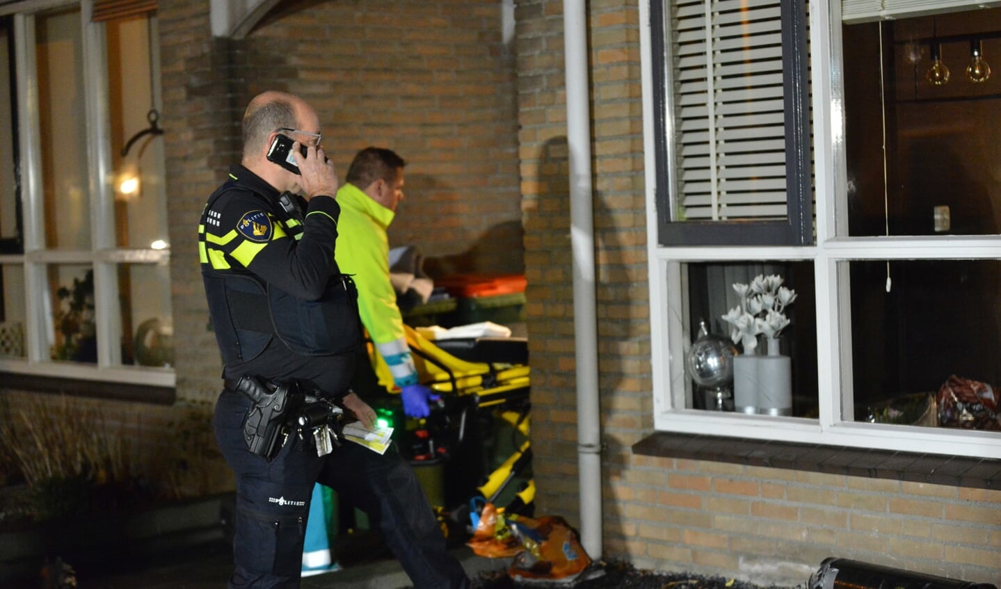 Een vuurwerkincident in de Arenberglaan zorgde voor veel schade en twee gewonden.