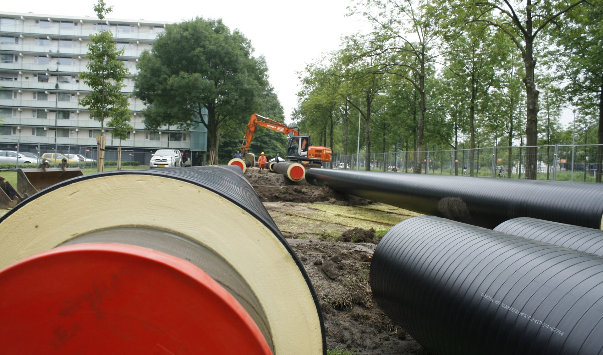 PvdA en D66 zien in waterstof een mogelijke vervanger van aardgas voor de wijken die niet op stadsverwarming zijn aangesloten.