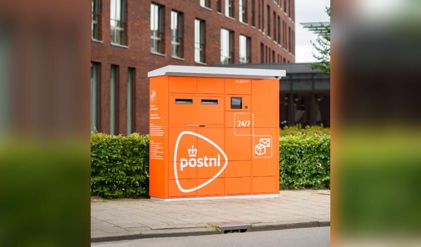 Eerste PostNL-pakket- en briefautomaat van Zeelandin Middelburg