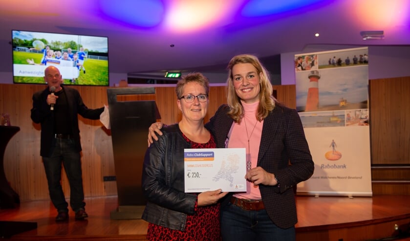 Het regent cheques voor clubs in Huys ter Schelde