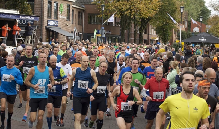 Ruim 4.000 mensen zetten hun beste beentje voor.