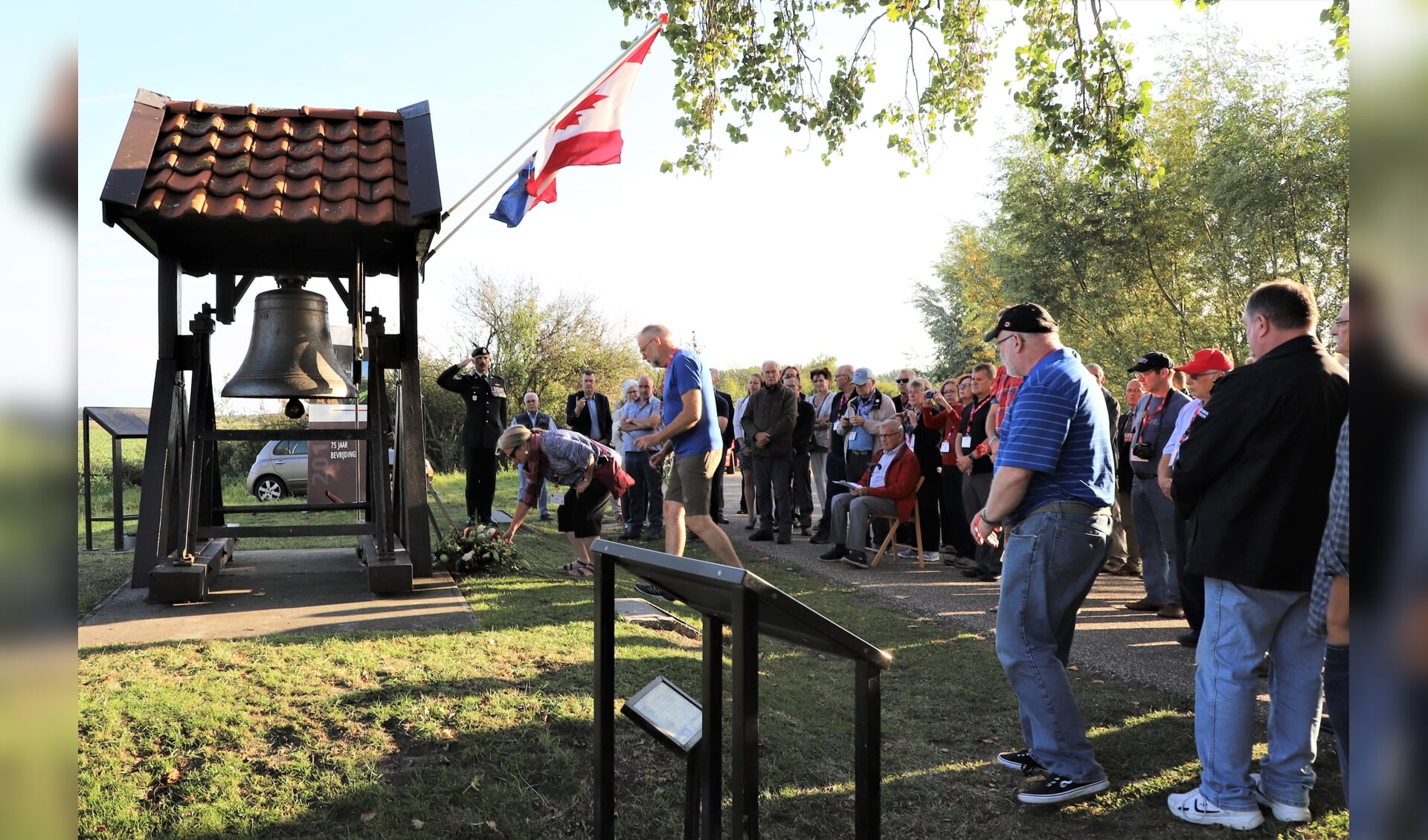 Bij het bevrijdingsmonument De Klok aan de Canadezenweg in Welberg vond afgelopen maand al een herdenkingsplechtigheid plaats. 