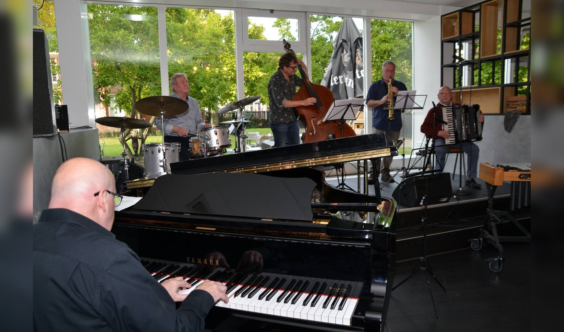 Stichting Jazz750 is ontstaan als één van de onderdelen van het Roosendaalse feestjaar.