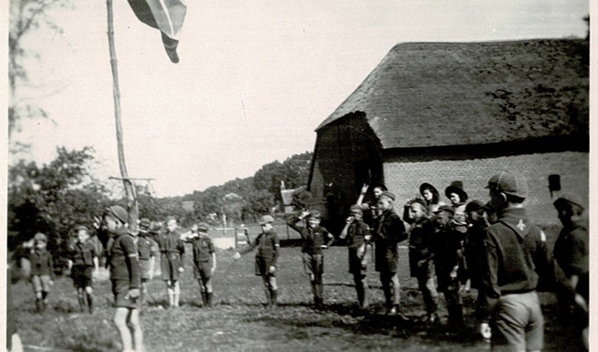 1943 groet aan de vlag